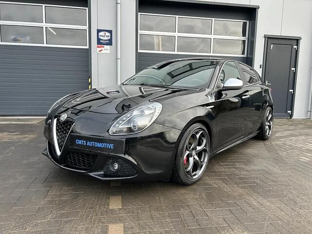 Zwart Gebruikt 2014 Alfa Romeo Giulietta Quadrifoglio Verde Hatchback | € 13.950 (Goede deal) - Afbeelding 1/4
