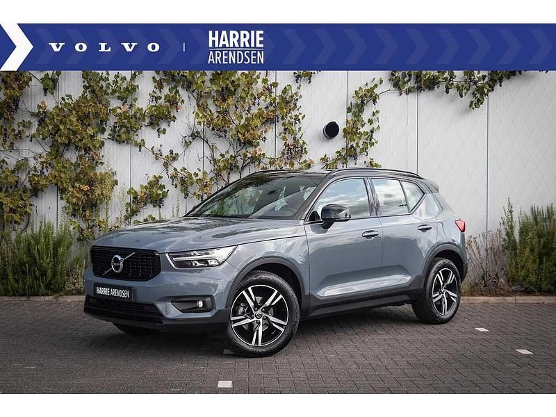 Gebruikt 2018 Volvo XC40 R-Design SUV | € 32.899 (Duur) - Afbeelding 1/4
