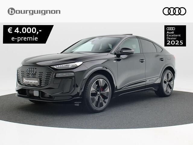 Zwart Nieuw 2025 Audi Q6 Sportback e-tron Design SUV | € 95.273 - Afbeelding 1/4