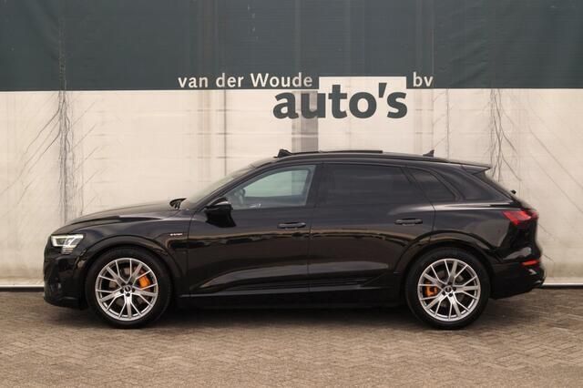 Zwart Gebruikt 2021 Audi e-tron S-Line SUV | € 28.900 - Afbeelding 1/4