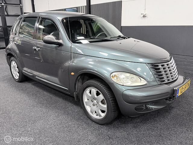 Occasion Chrysler PT Cruiser Clasic 141 PK (103 kW) 2002 Groen (metallic) Hatchback