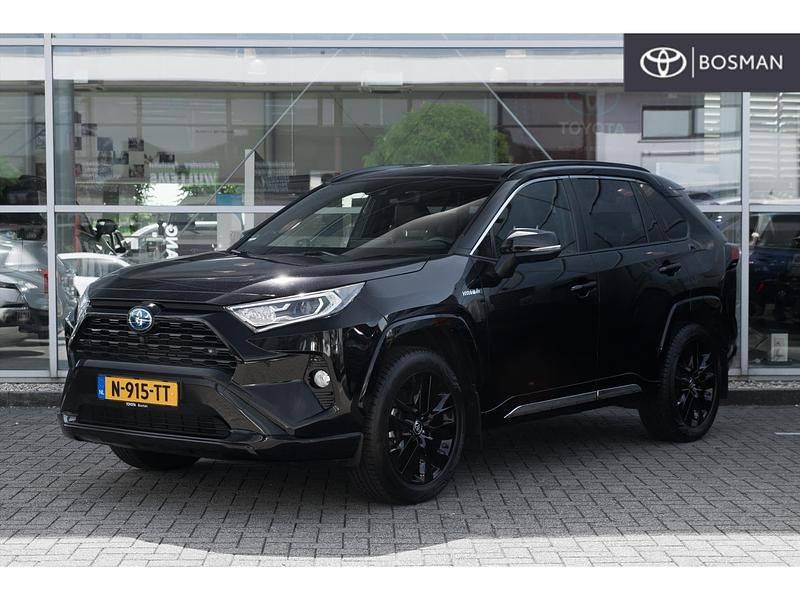 Zwart Gebruikt 2022 Toyota RAV4 Edition SUV | € 38.950 (Eerlijke prijs) - Afbeelding 1/4