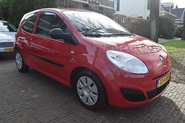 Occasion Renault Twingo Authentique 59 PK (43 kW) 2008 Rood Hatchback