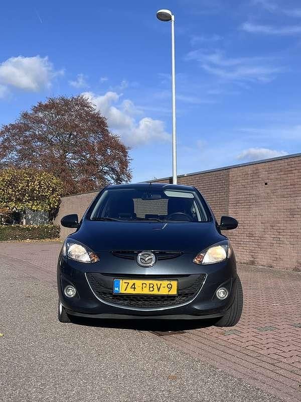 Gebruikt 2011 Mazda 2 Sedan | € 3.200 (Eerlijke prijs) - Afbeelding 1/4