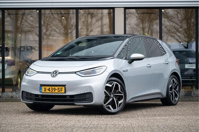Grijs (metallic) Occasion 2020 VW ID.3 Pro Hatchback | € 16.850 (Eerlijke prijs) - Afbeelding 1/4
