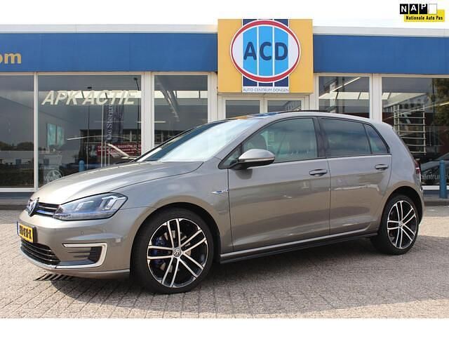 Grijs Gebruikt 2015 VW Golf VII GTE Hatchback | € 10.500 (Goede deal) - Afbeelding 1/4