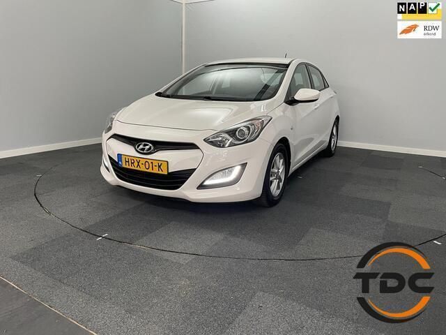Wit Gebruikt 2014 Hyundai i30 Hatchback | € 8.600 (Eerlijke prijs) - Afbeelding 1/4