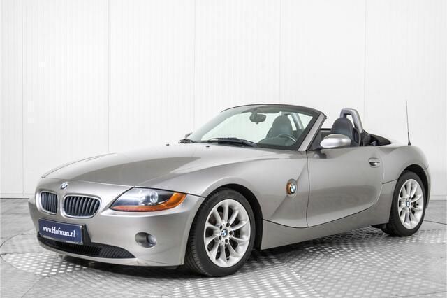 Grijs Gebruikt 2004 BMW Z4 Cabriolet | € 12.900 - Afbeelding 1/4