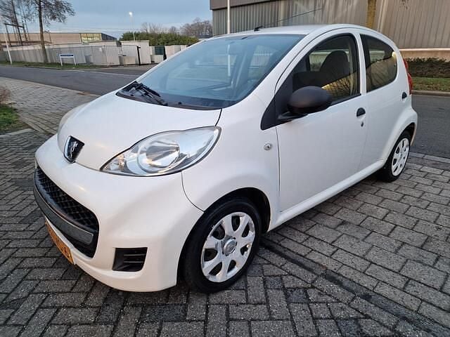 Occasion Peugeot 107 68 PK (50 kW) 2010 Wit Hatchback