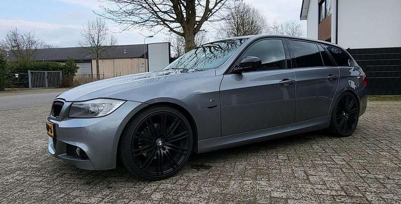 Gebruikt 2009 BMW 320 M Sport Stationwagen | € 6.500 (Duur) - Afbeelding 1/4