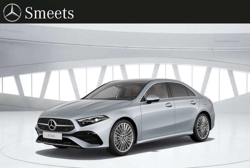 , metallic lak Nieuw 2025 Mercedes A180 AMG line Sedan | € 46.950 (Iets duurder) - Afbeelding 1/3