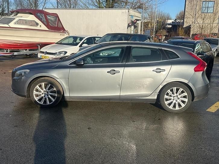 Occasion Volvo V40 Business Edition 190 PK (139 kW) 2014 Grijs (metallic) Hatchback