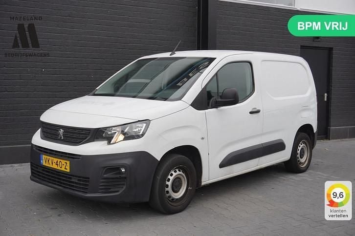 Wit Occasion 2021 Peugeot Partner MPV | € 11.950 (Super prijs) - Afbeelding 1/4