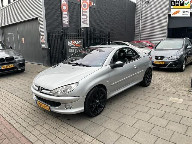 Grijs Gebruikt 2004 Peugeot 206 CC Sport Cabriolet | € 1.499 (Eerlijke prijs) - Afbeelding 1/4