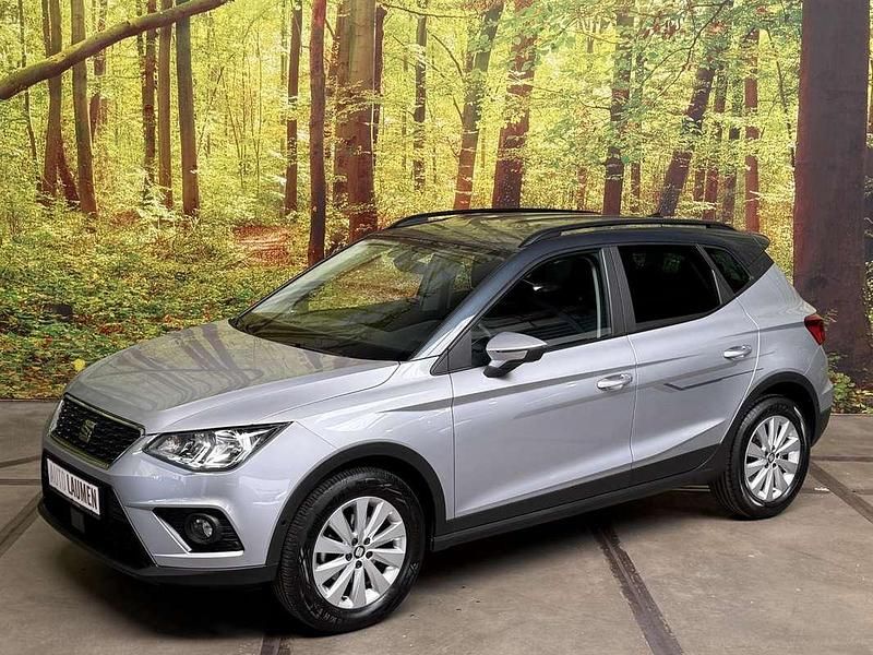 Zilver, metallic lak Gebruikt 2021 Seat Arona Style SUV | € 19.500 (Eerlijke prijs) - Afbeelding 1/4