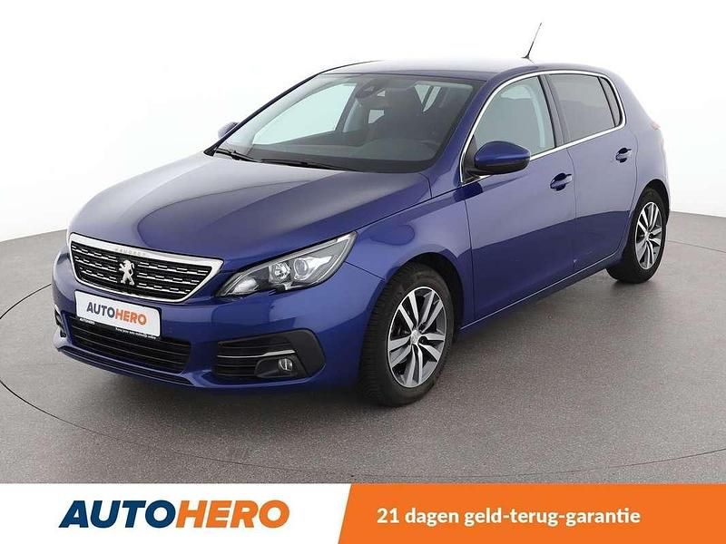 Blauw Gebruikt 2020 Peugeot 308 Allure Hatchback | € 10.749 (Eerlijke prijs) - Afbeelding 1/3