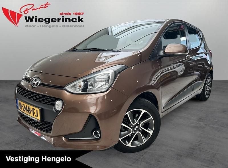 Bruin Gebruikt 2019 Hyundai i10 Hatchback | € 12.495 (Eerlijke prijs) - Afbeelding 1/4