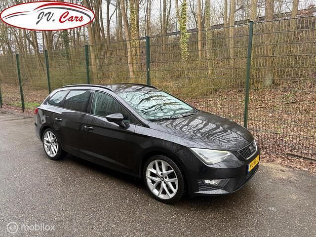 Occasion Seat Leon ST CONNECT 178 PK (130 kW) 2015 Zwart Stationwagen