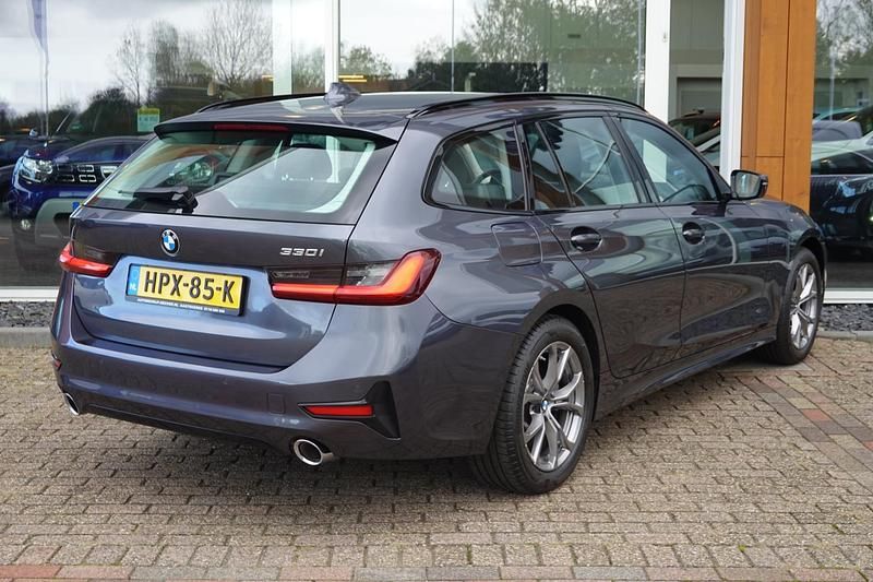 Occasion BMW 330 Comfort Edition 259 PK (190 kW) 2022 Grijs Stationwagen