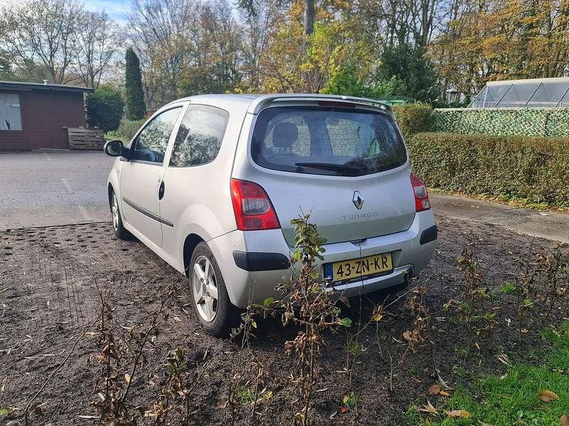 Zilver Gebruikt 2008 Renault Twingo Authentique Hatchback | € 1.200 (Goede deal) - Afbeelding 1/4