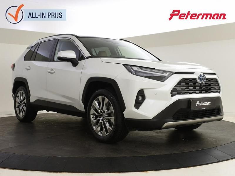 Wit Gebruikt 2025 Toyota RAV4 Executive SUV | € 51.899 (Eerlijke prijs) - Afbeelding 1/4