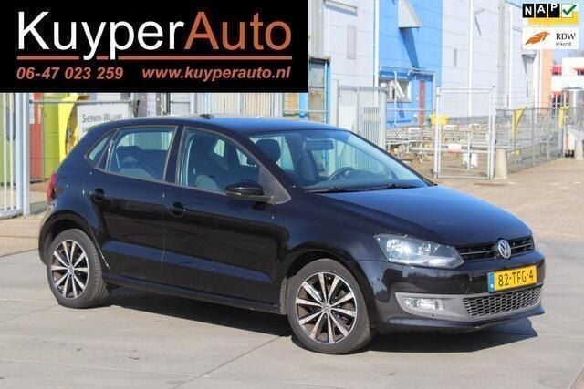 Zwart, metallic lak Gebruikt 2012 VW Polo Comfortline Hatchback | € 4.999 (Eerlijke prijs) - Afbeelding 1/4