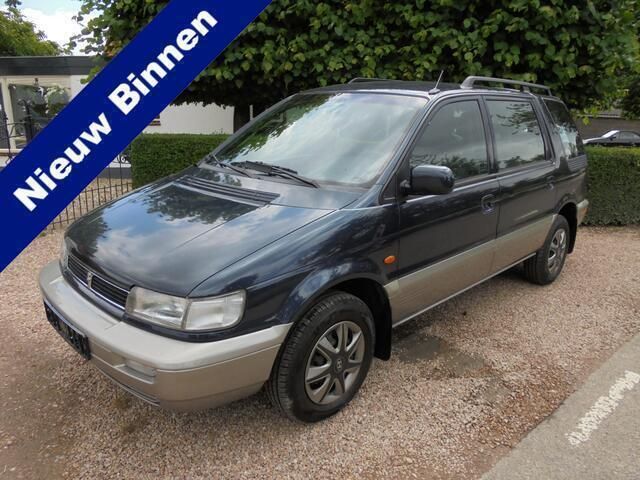 Blauw, metallic lak Gebruikt 1998 Mitsubishi Space Wagon MPV | € 6.750 - Afbeelding 1/4