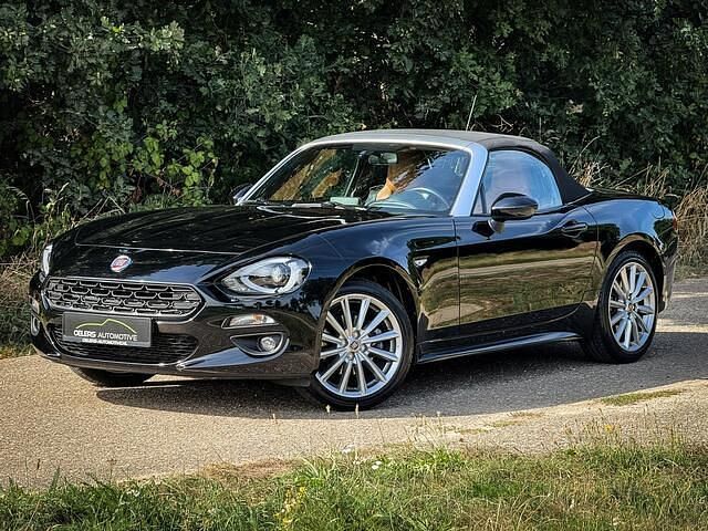Occasion Fiat 124 Spider Lusso 140 PK (102 kW) 2018 Zwart Cabriolet