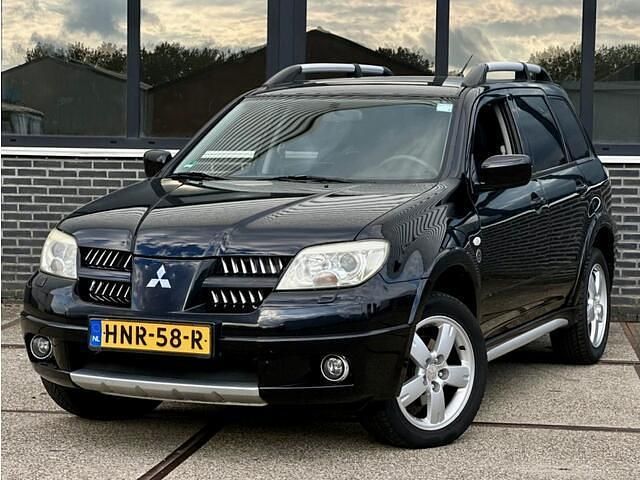 Occasion Mitsubishi Outlander Instyle 161 PK (118 kW) 2006 Zwart SUV