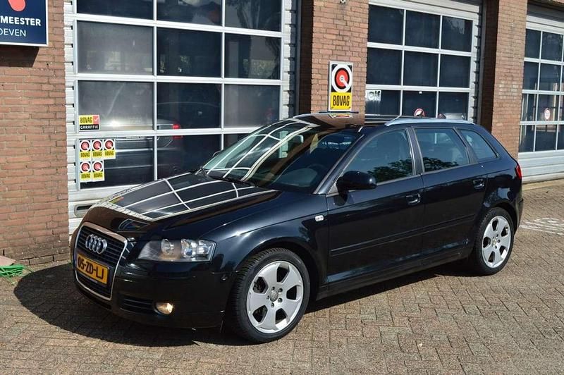 Zwart Gebruikt 2008 Audi A3 Sportback Ambition Hatchback | € 4.450 (Goede deal) - Afbeelding 1/4