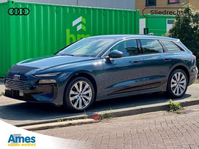 Blauw Nieuw 2025 Audi A6 e-tron Stationwagen | € 60.795 - Afbeelding 1/3