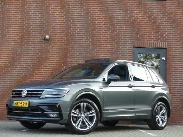 Grijs Gebruikt 2020 VW Tiguan Highline SUV | € 33.950 (Eerlijke prijs) - Afbeelding 1/4