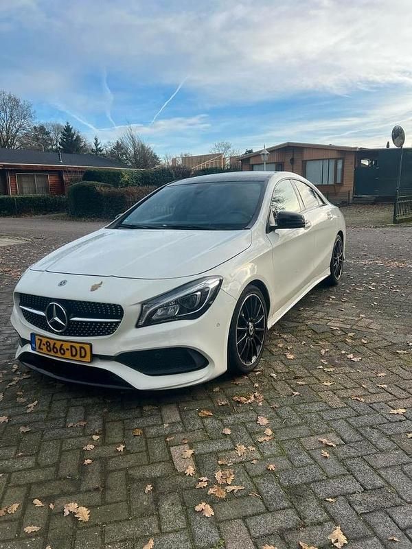 Gebruikt 2017 Mercedes CLA200 AMG | € 15.000 (Eerlijke prijs) - Afbeelding 1/4