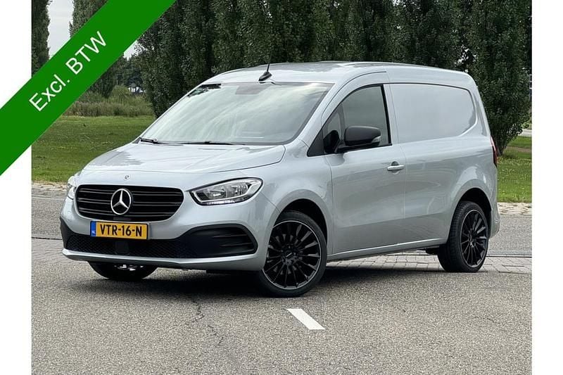 Bestelauto Gebruikt 2023 Mercedes Citan 113 Van | € 22.950 - Afbeelding 1/4