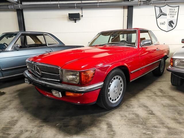 Rood Gebruikt 1986 Mercedes SL300 | € 36.950 - Afbeelding 1/4