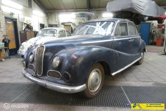 Blauw Gebruikt 1958 BMW 502 Hatchback | € 9.750 - Afbeelding 1/4