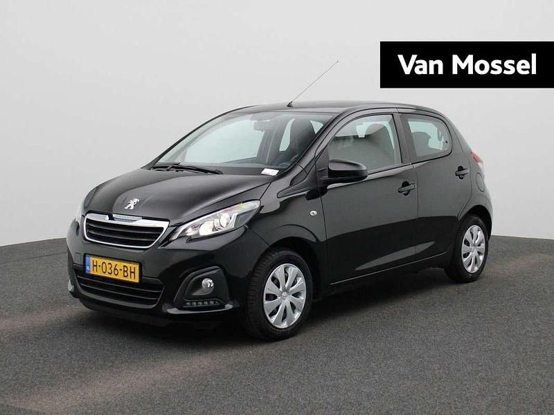 Zwart Gebruikt 2020 Peugeot 108 Active Hatchback | € 9.735 (Eerlijke prijs) - Afbeelding 1/3