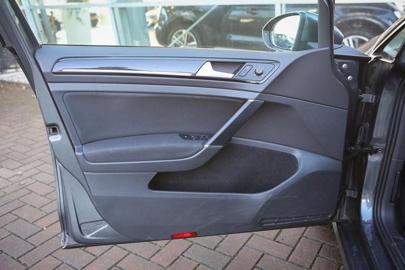 Occasion VW Golf VIII R 2021 Grijs Stationwagen