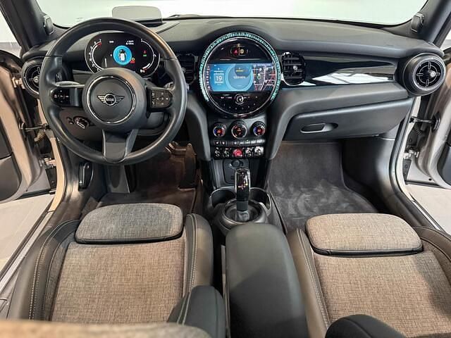 Occasion Mini Cooper 136 PK (100 kW) 2022 Grijs (metallic) Hatchback