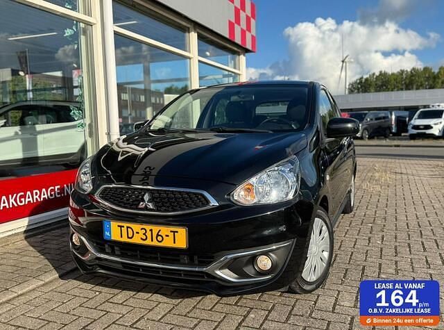 Zwart Gebruikt 2018 Mitsubishi Space Star Hatchback | € 9.449 (Eerlijke prijs) - Afbeelding 1/4