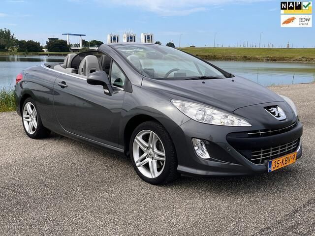 Grijs Gebruikt 2009 Peugeot 308 CC Cabriolet | € 5.244 (Eerlijke prijs) - Afbeelding 1/4