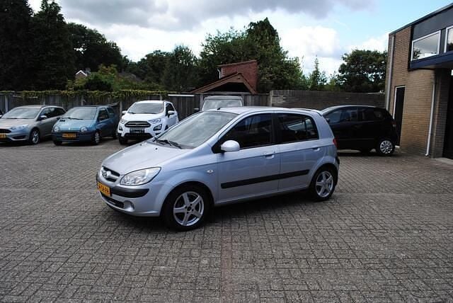 Grijs Gebruikt 2006 Hyundai Getz Active Hatchback | € 1.599 (Eerlijke prijs) - Afbeelding 1/4