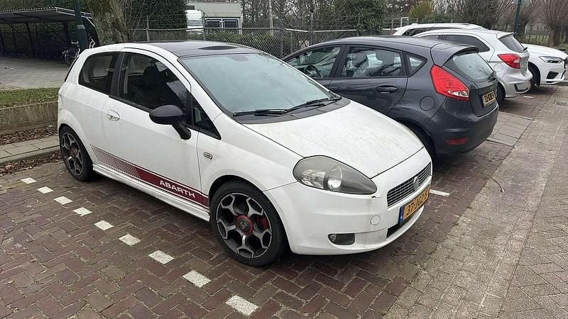 Occasion Fiat Punto Sport 120 PK (88 kW) 2009 Wit MPV
