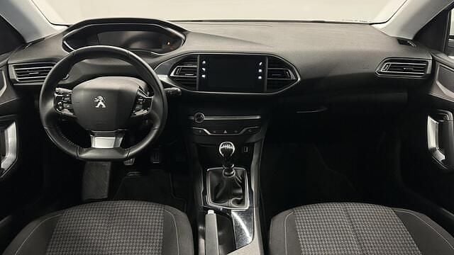 Occasion Peugeot 308 SW Active 110 PK (80 kW) 2021 Wit Stationwagen