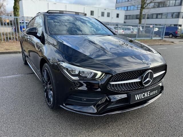 Occasion Mercedes CLA250 Shooting Brake AMG 160 PK (117 kW) 2022 Zwart Stationwagen