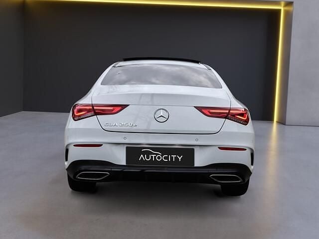 Occasion Mercedes CLA250 AMG line 218 PK (160 kW) 2021 Wit Sedan
