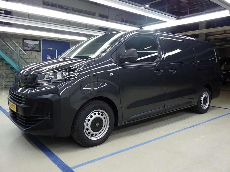 Grijs Gebruikt 2024 Peugeot e-Expert Van | € 29.900 (Eerlijke prijs) - Afbeelding 1/4