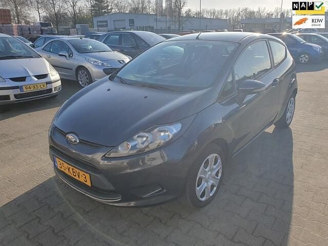 Grijs (metallic) Occasion 2009 Ford Fiesta Limited Hatchback | € 2.499 (Goede deal) - Afbeelding 1/4
