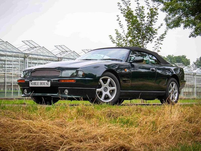 Groen Gebruikt 1999 Aston Martin V8 Coupé | € 157.500 - Afbeelding 1/4