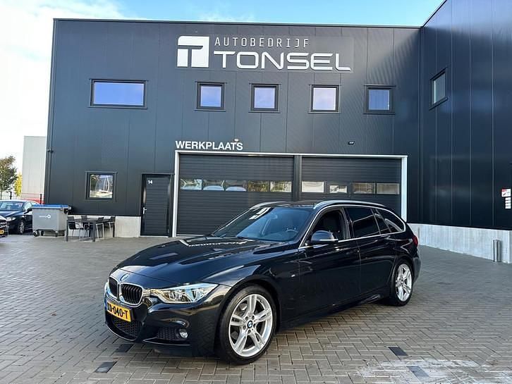Zwart Gebruikt 2016 BMW 318 M Sport Stationwagen | € 13.950 (Goede deal) - Afbeelding 1/1